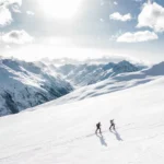 Ski randonnée sur une montagne du Jura