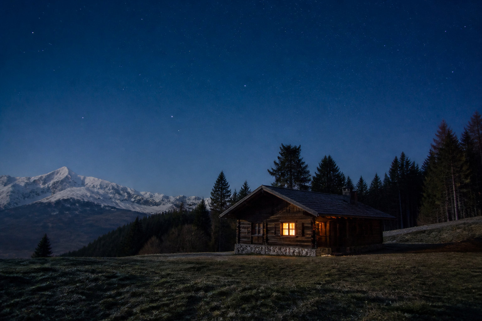 Nuit Nature à Combloux : bulles transparentes face au Mont-Blanc